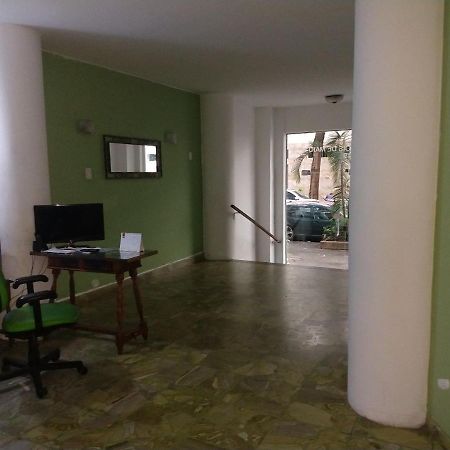 Quarto E Sala Silencioso Em Copacabana Rio de Janeiro Esterno foto