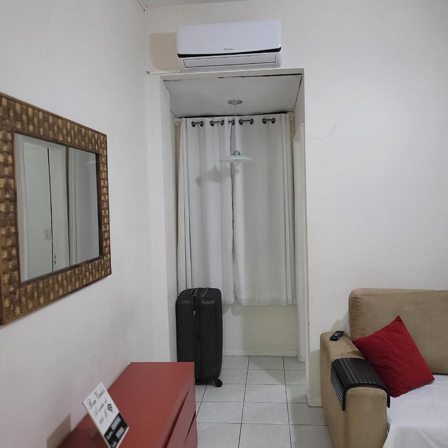 Quarto E Sala Silencioso Em Copacabana Rio de Janeiro Esterno foto